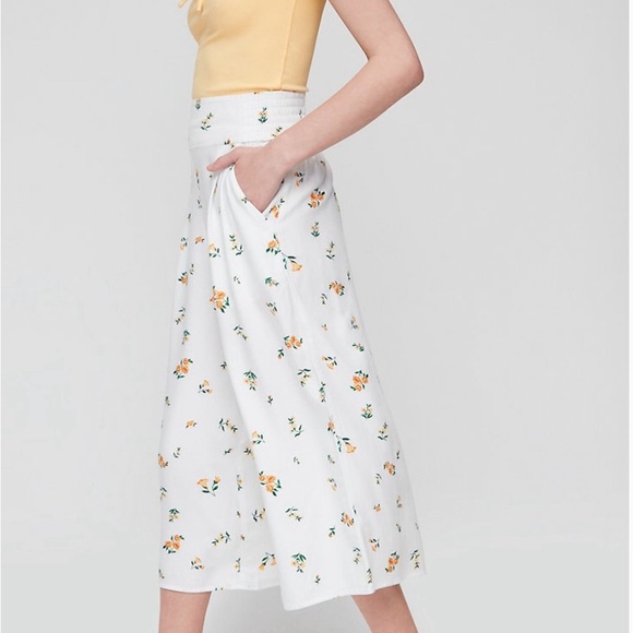 Aritzia Pants - NWT Aritzia Sunday Best Sullivan‎ Wide Leg Pants S